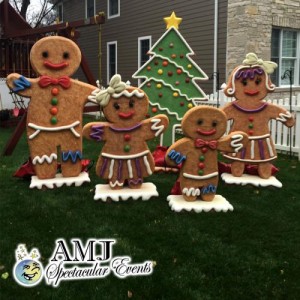 amj-spectactular-630-833-4386_ginger-bread-family-w-christmas-treee